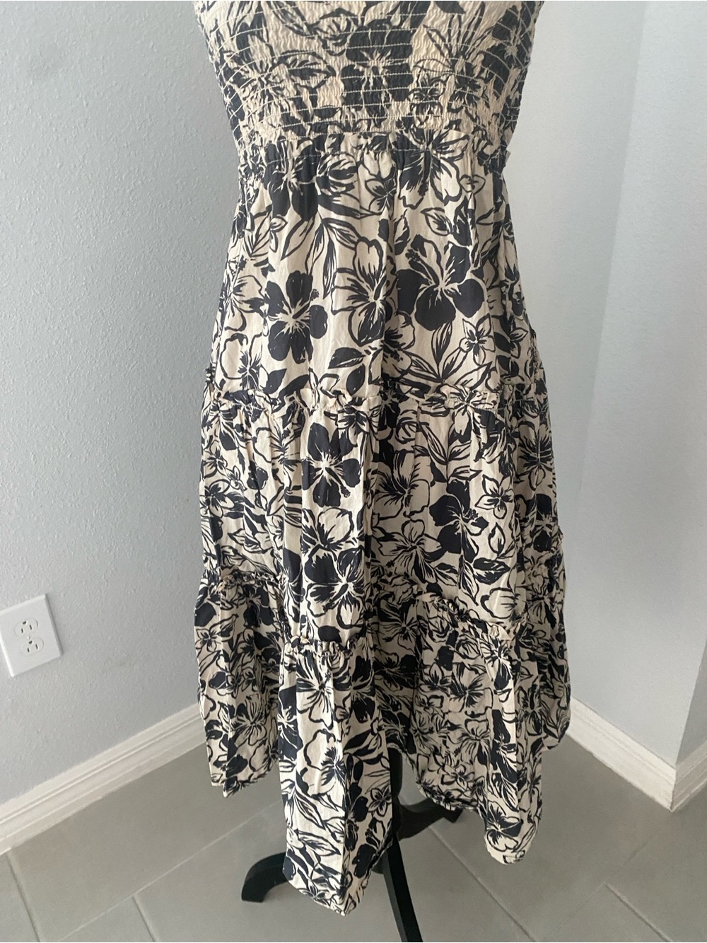 AMERICAN EAGLE Women strapless, floral print sundress | S - Picture 3 of 11